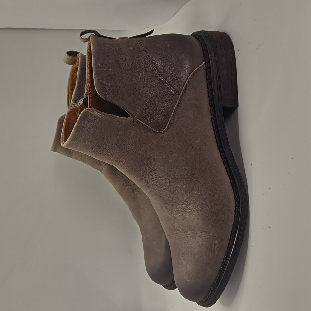 Franco Sarto Boots Womens 10 Hyla Taupe Leather Ankle Zip Booties Shoes Boho - Picture 2 of 9